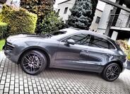 Porsche Macan 4