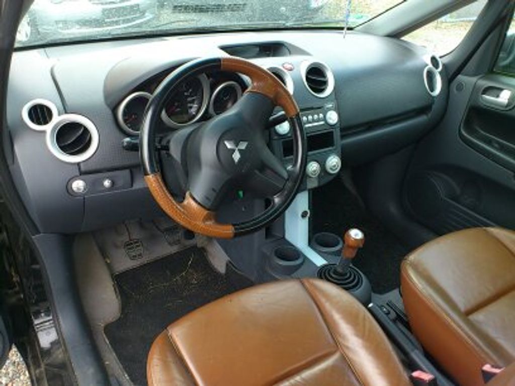 Mitsubishi Colt