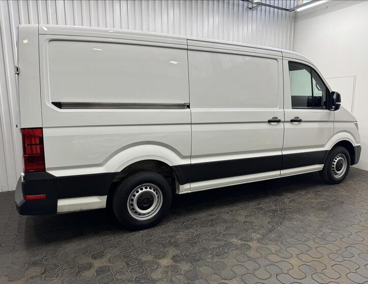 Volkswagen Crafter 9