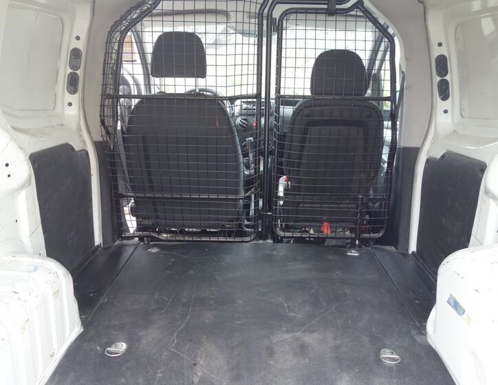 Peugeot Bipper 23