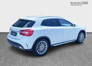 Mercedes-Benz GLA 5
