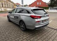 Hyundai i30 4