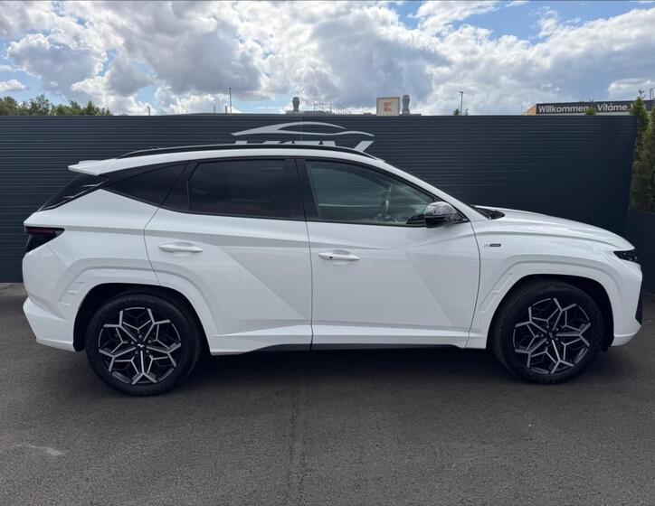 Hyundai Tucson 4