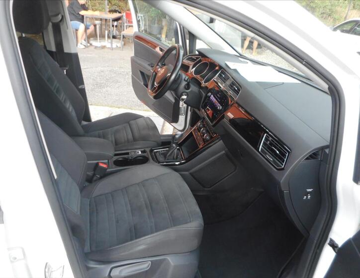 Volkswagen Touran 21