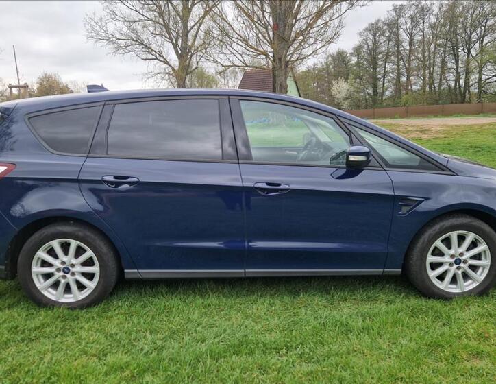 Ford S-MAX 6