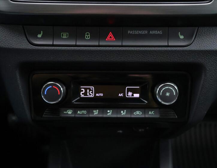 Škoda Fabia 27