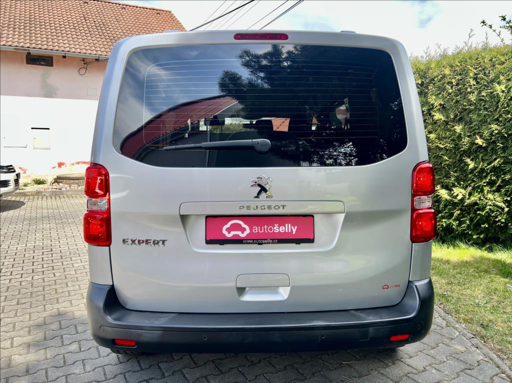 Peugeot Traveller