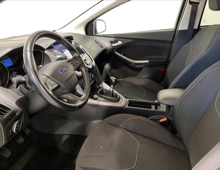 Ford Focus 5