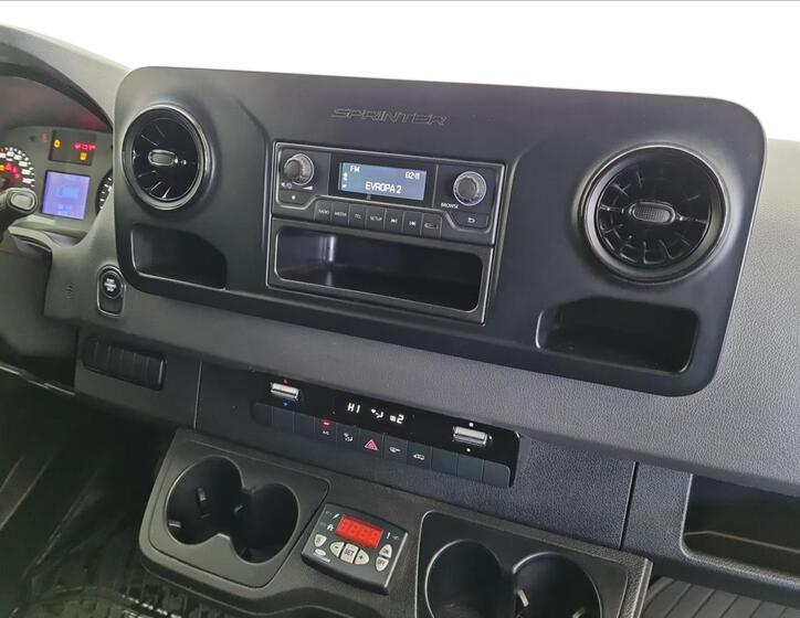 Mercedes-Benz Sprinter 15