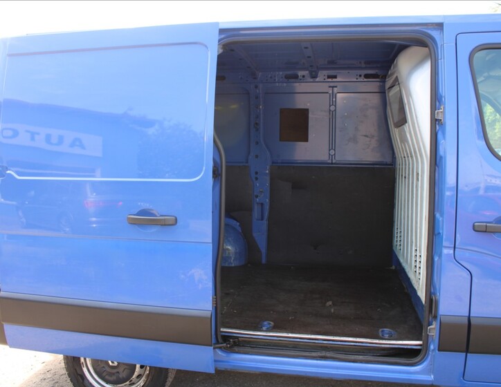 Renault Master 17