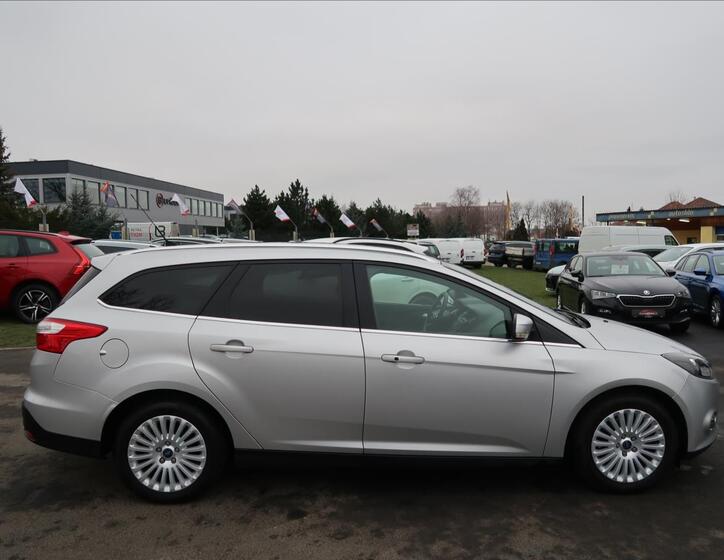 Ford Focus 5