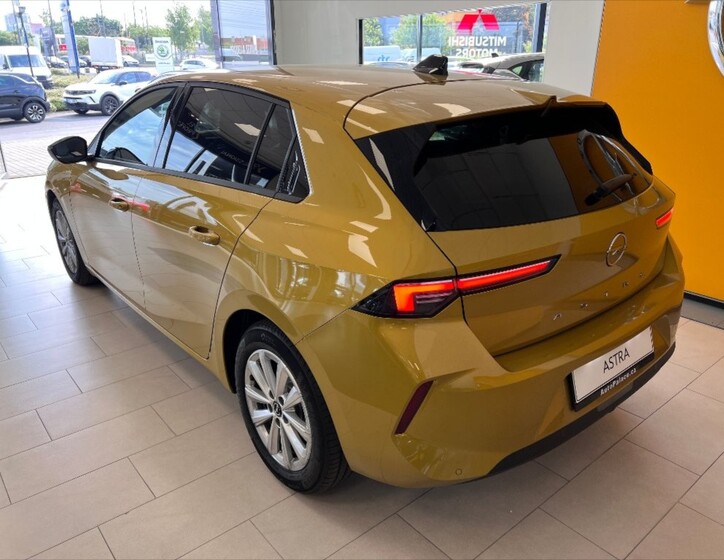 Opel Astra 4