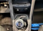 Ford Transit Courier 23