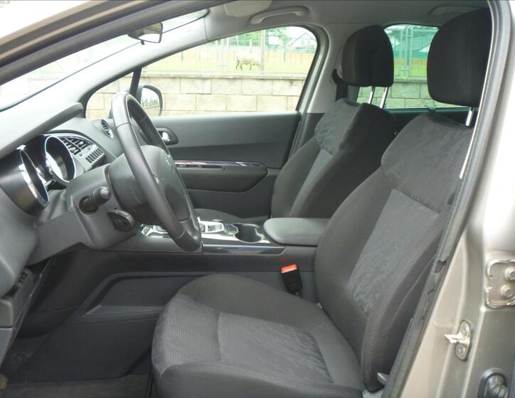 Peugeot 3008 7