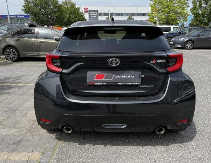 Toyota GR Yaris 5