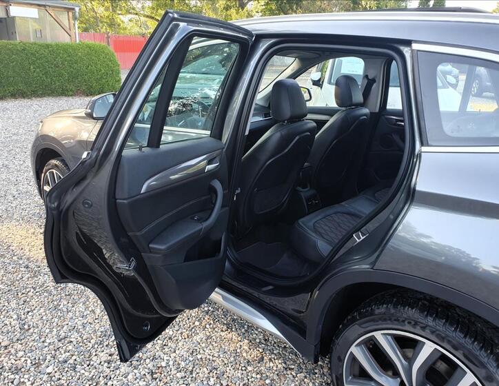 BMW X1 13