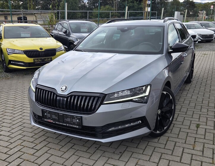Škoda Superb 1