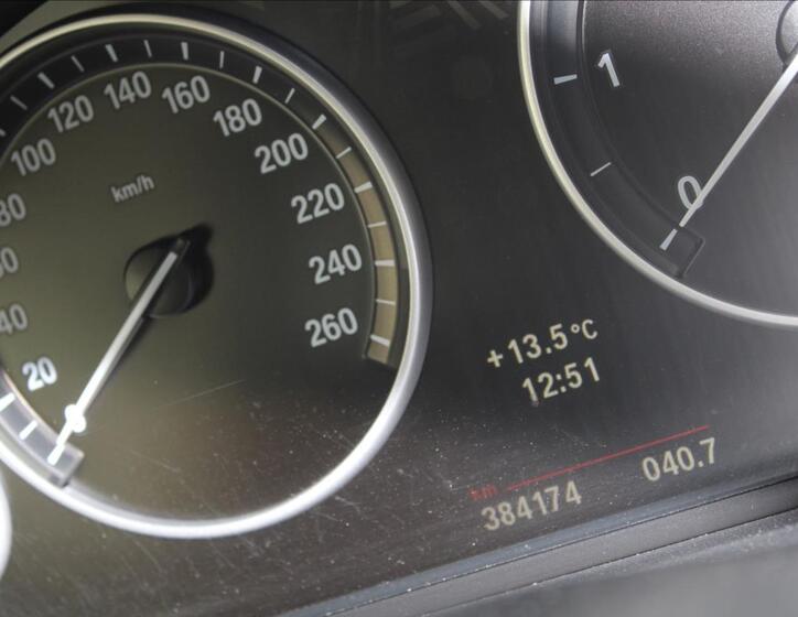 BMW Řada 5 28