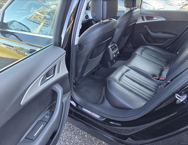 Audi A6 12