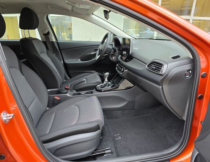 Hyundai i30 20