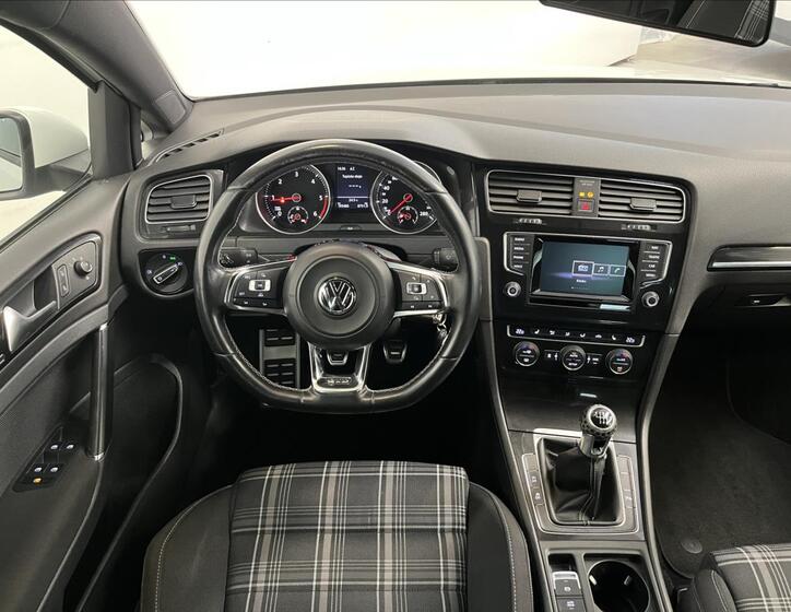 Volkswagen Golf 5