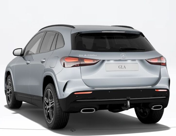 Mercedes-Benz GLA 4