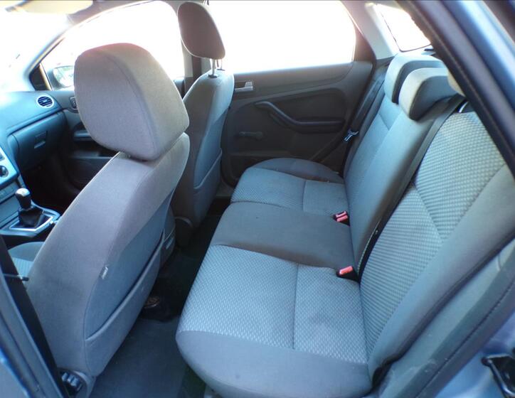 Ford Focus 11