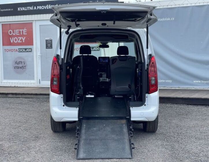 Toyota ProAce City Verso 8