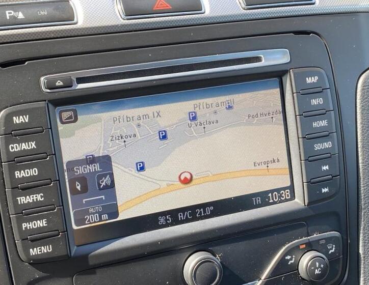 Ford Galaxy 24