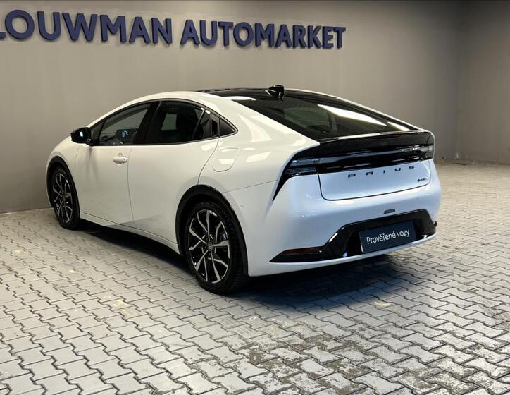 Toyota Prius 13