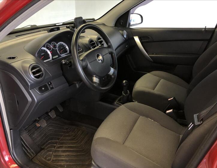 Chevrolet Aveo 9