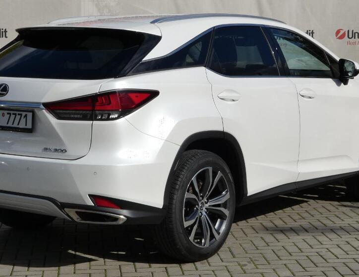 Lexus RX 300 3