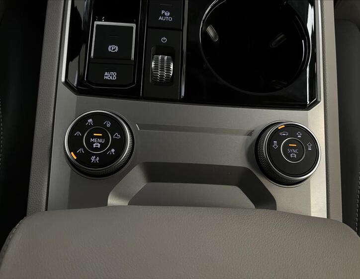 Volkswagen Touareg 18