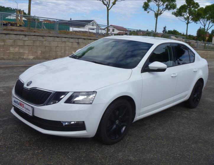 Škoda Octavia 1