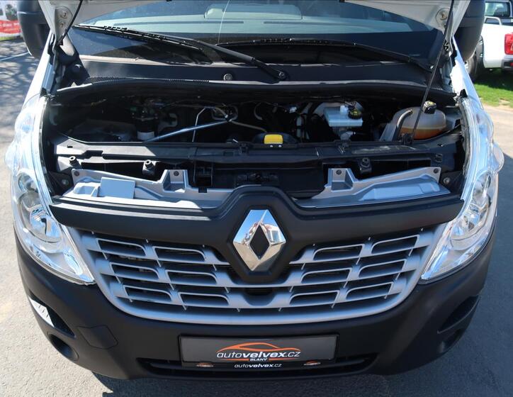 Renault Master 19