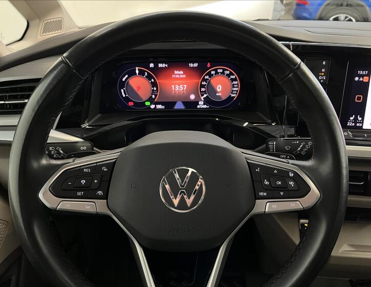 Volkswagen Multivan 17