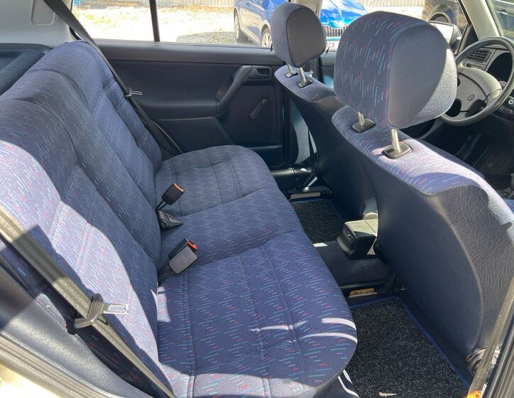 Volkswagen Golf 11