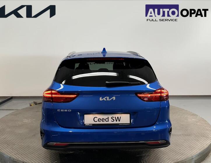 KIA Ceed 4