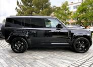 Land Rover Defender 10