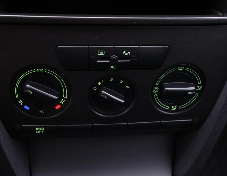 Škoda Octavia 25