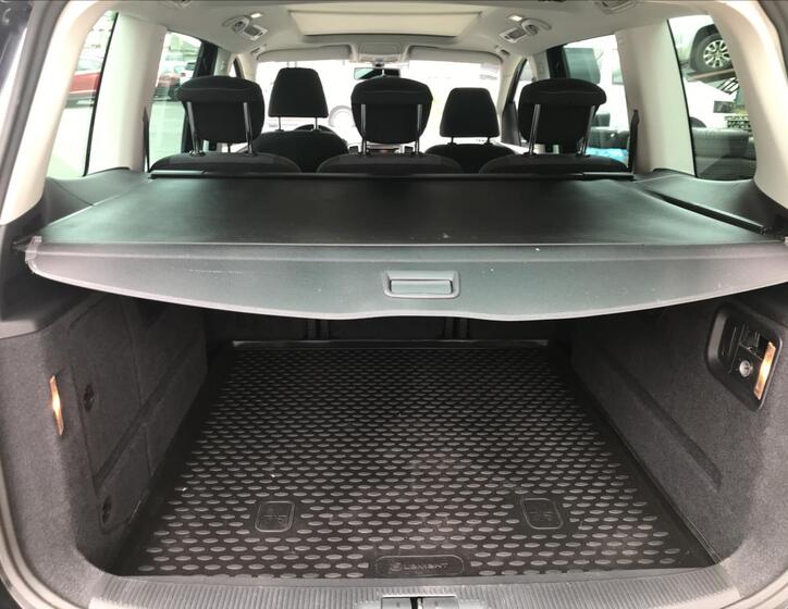 Volkswagen Sharan 7