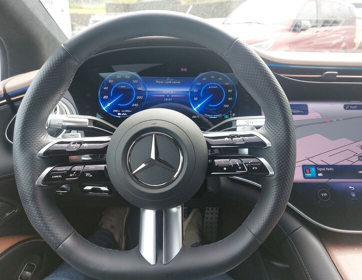 Mercedes-Benz EQS 19
