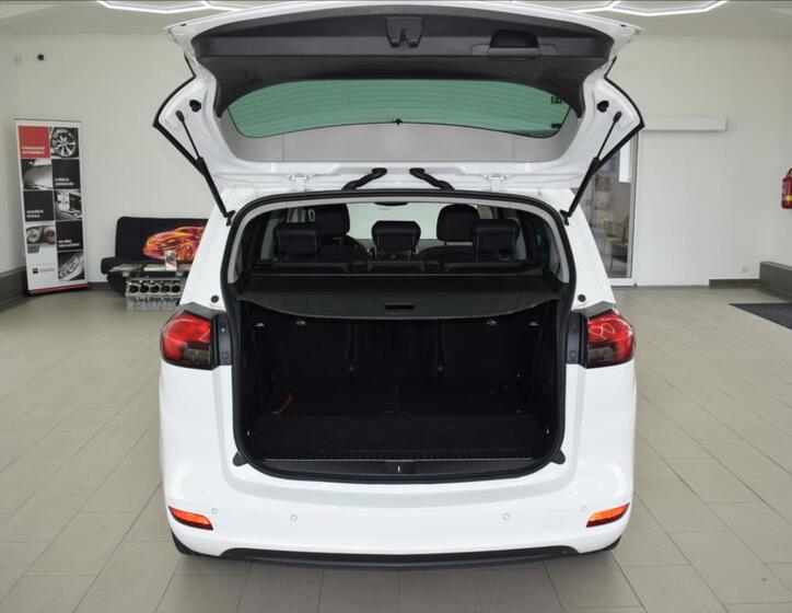 Opel Zafira 14