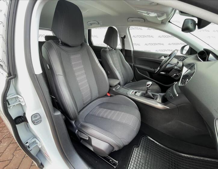 Peugeot 308 19