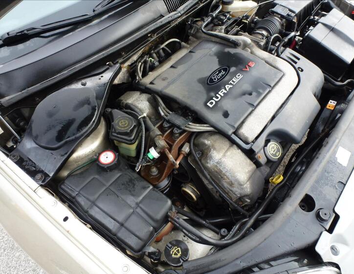 Ford Mondeo 49