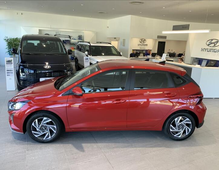 Hyundai i20 8