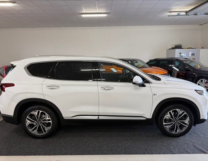 Hyundai Santa Fe 4