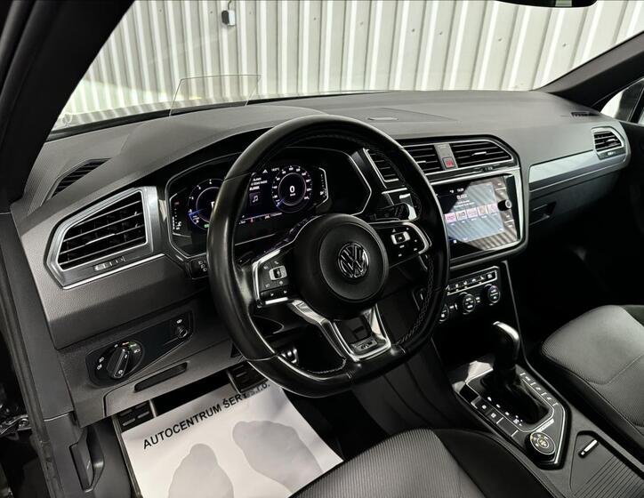 Volkswagen Tiguan 16