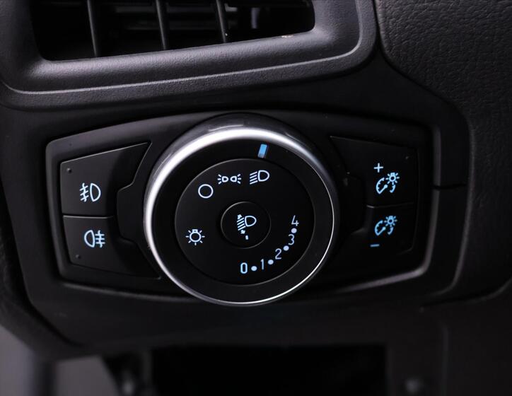 Ford Focus 18