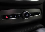 Volvo XC90 29